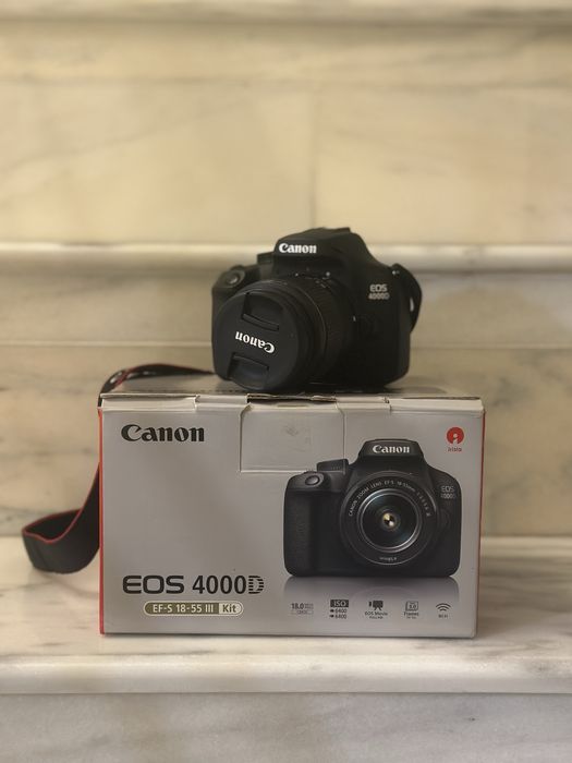 Aparat Foto Canon 4000D + obiectiv 18-55 mm