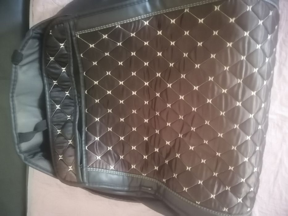 Чехлы комплект продам