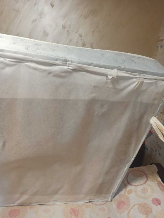 Продавам матрак използван малко