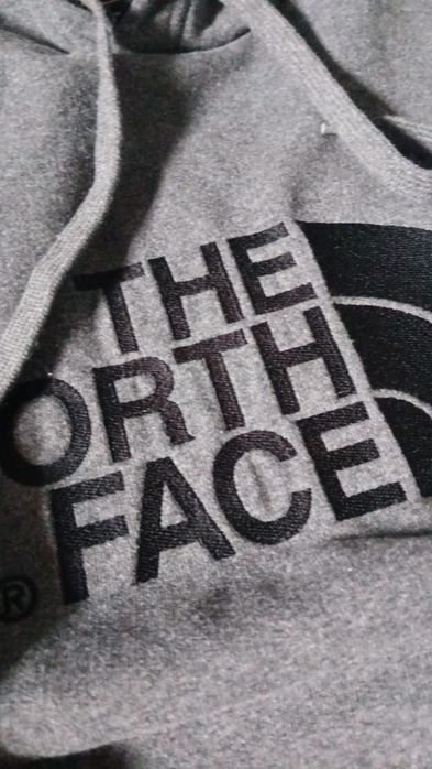 The North Face суитчер