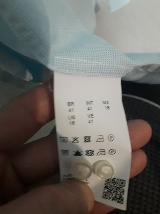 Продам рубашку Boss