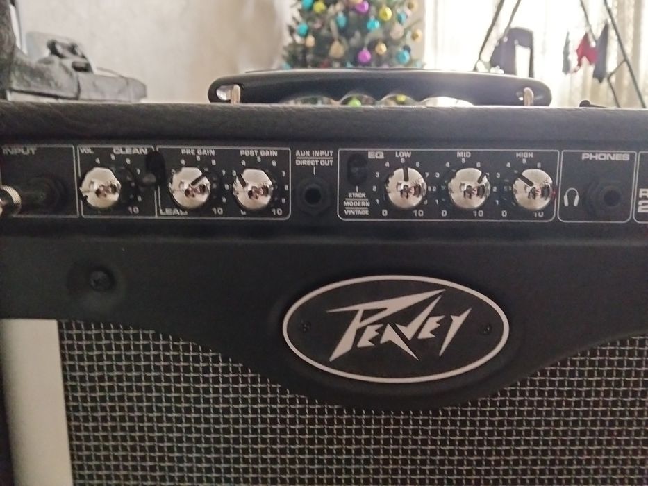 Продам электрогитару