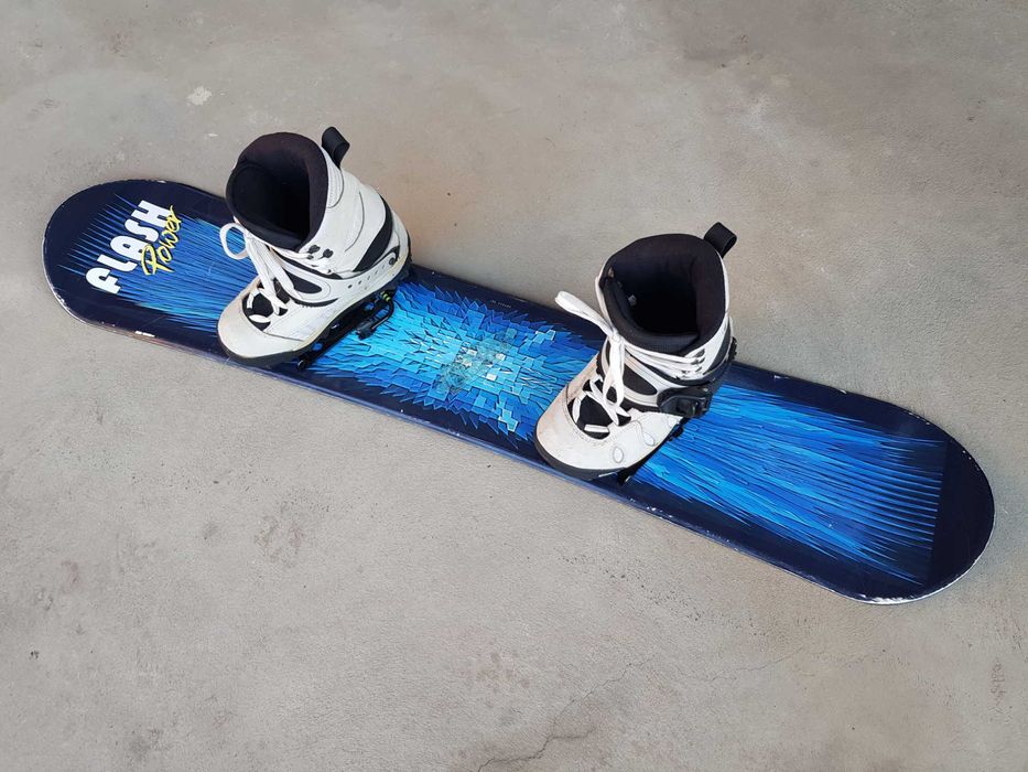 Placa snowboard Flash 135cm cu booti Shimano cliker 28cm mondo