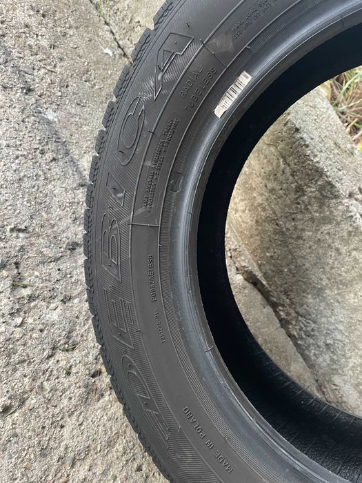 2.бр зимни гуми 185/60/15 DEBICA FRIGO