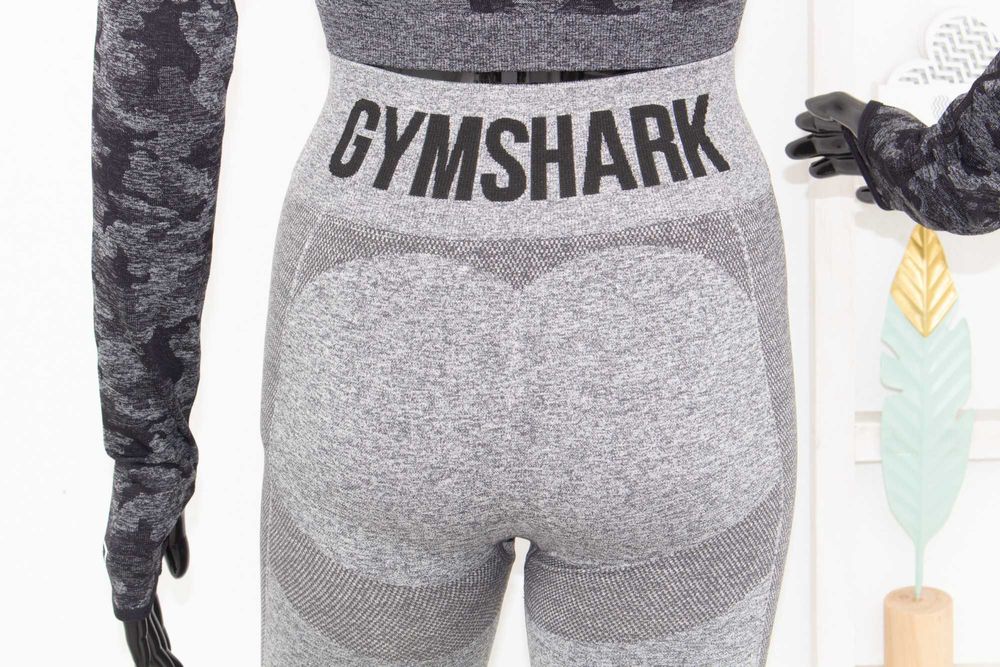 Gymshark комплект клин сив висока талия + кроп топ сиво-черен XS/S