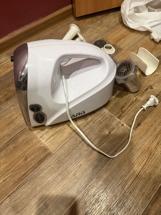 Мясорубка 8000 тенге