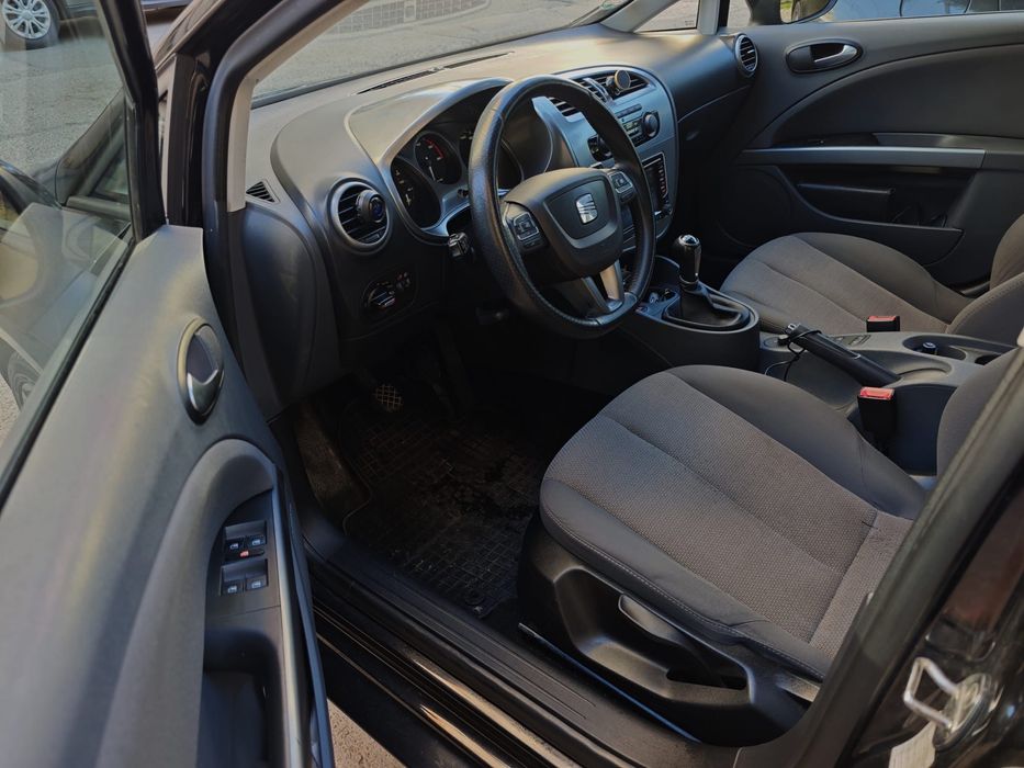 Seat leon diesel e5 kit ambreaj, anvelope noi , navigatie ,carlig