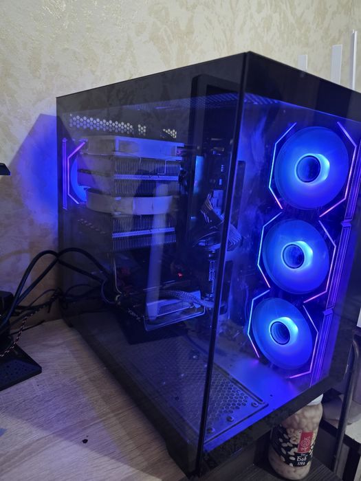 Геймърски компютър i7 8700k | RX 6600 | 16 Gb Ram | Nvme