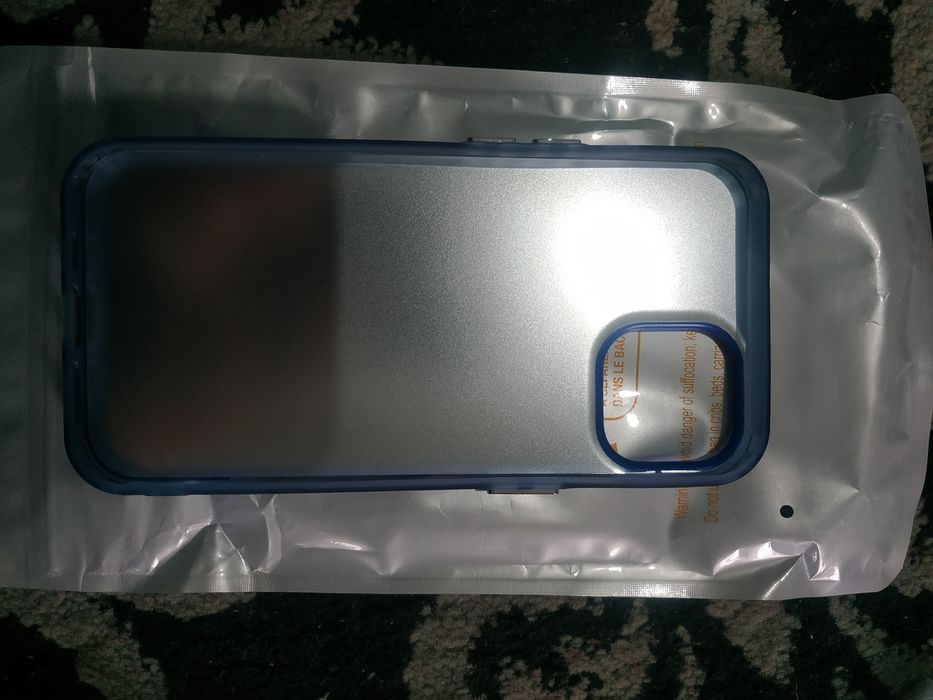 iPhone 15 pro max va iPhone 13 uchun chexol