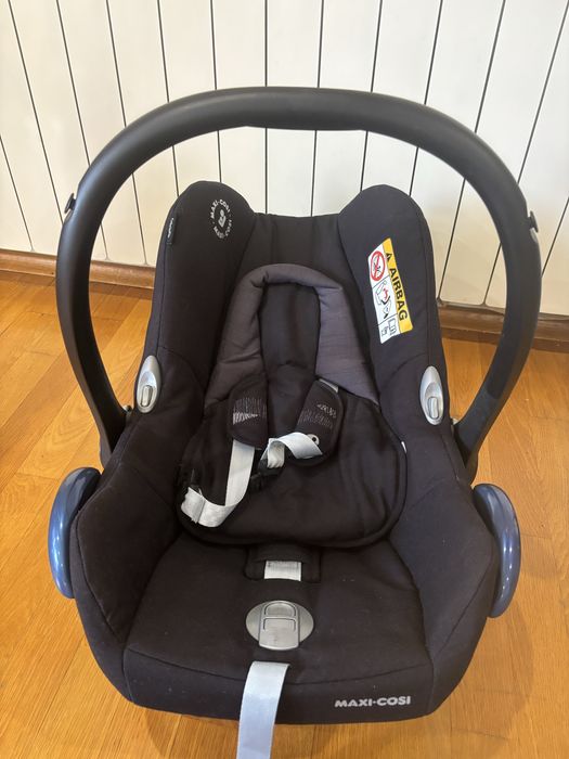 Столче/кош за кола Maxi-Cosi CabrioFix