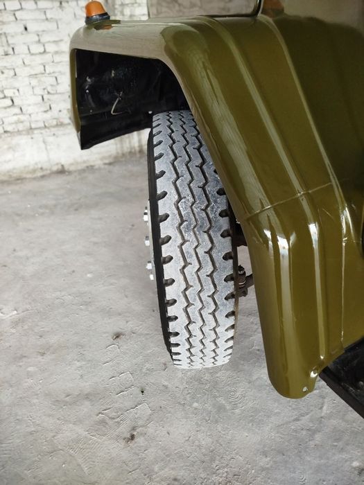 Zil srochniy sotiladi