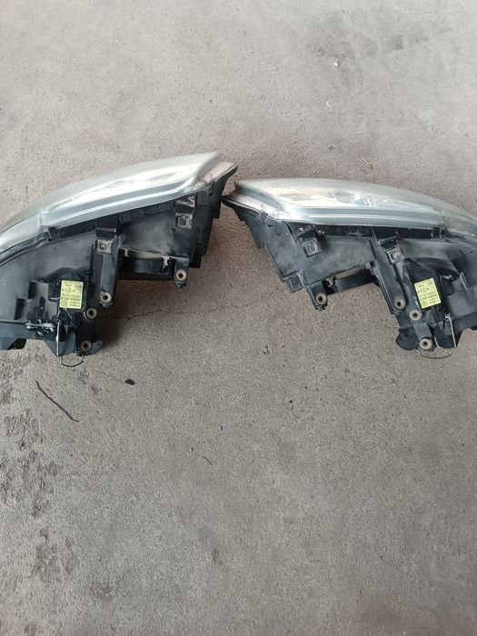 Фарове за vw turan,cadi