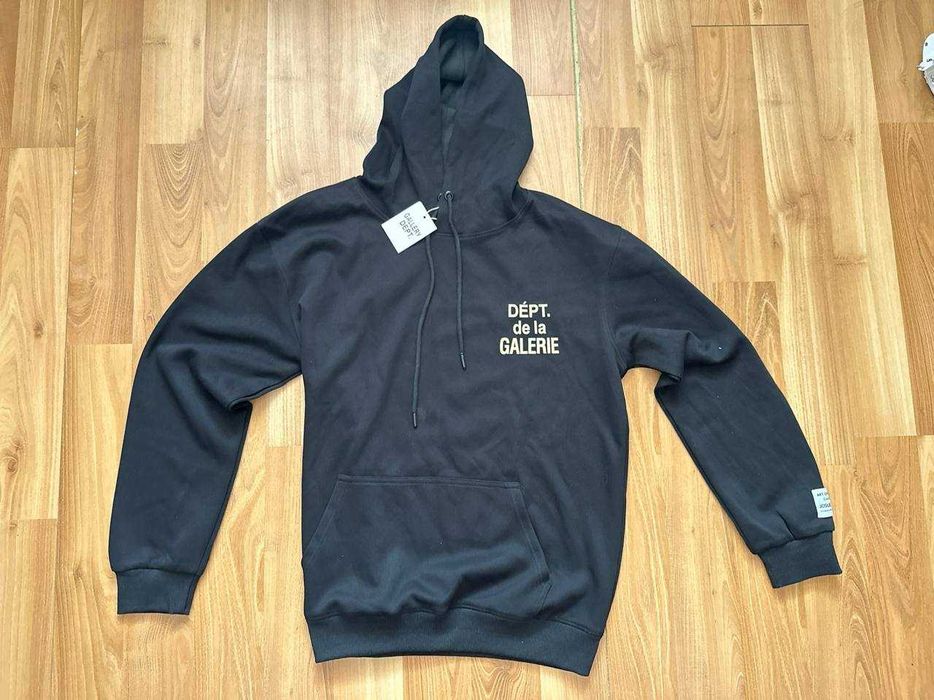 Hanorac Gallery Dept cu eticheta (nu Nike, Gucci, Adidas, Balenciaga)