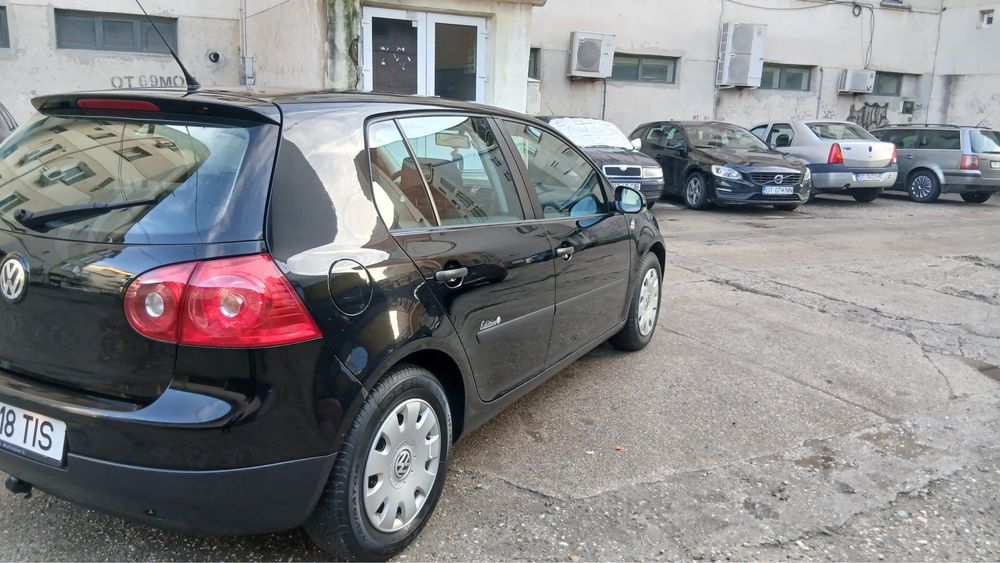 Volkswagen Golf V 1.4 MPI SPECIAL EDITION