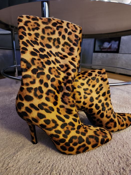 Дамски ботуши естествен косъм