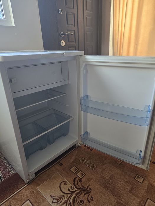 Продам  холодильник  Бирюса