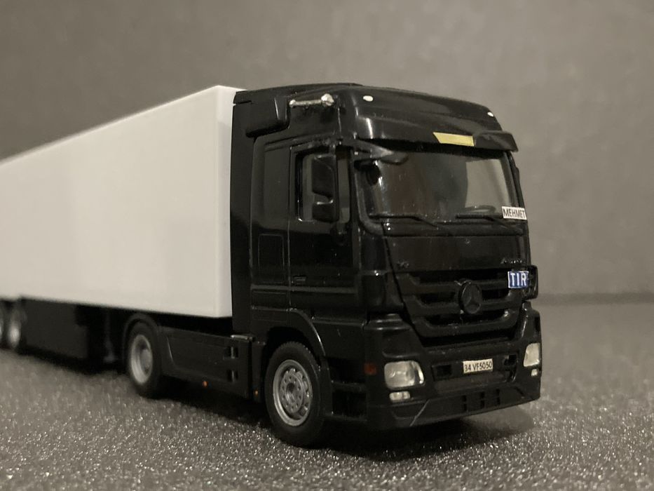 Камиончета Herpa 1:87 Mercedes Actros