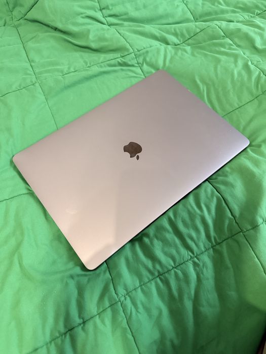 Продам MacBook Pro 16 1TB