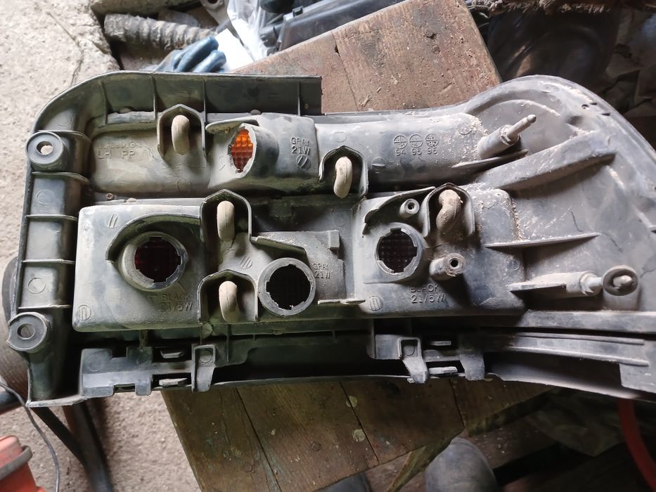 Фонарь задний тойота королла