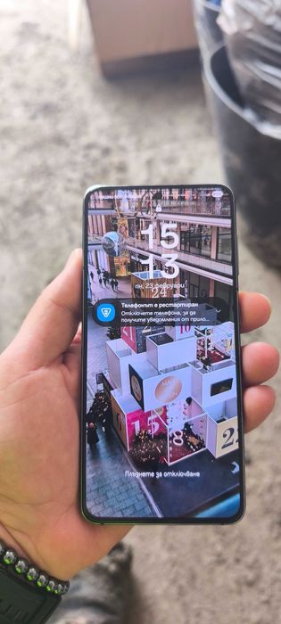 Продавам samsung S21