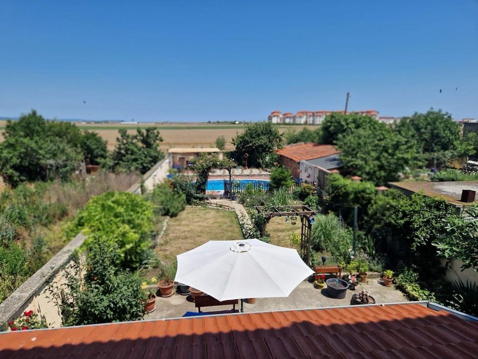 Продава се Къща в Ахелой - 200 кв.м за 1000 €/кв.м - Снимка #1