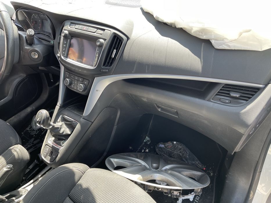 Opel Zafira C Tourer 2017 OPC Line 1.6Turbo 200 к.с на части