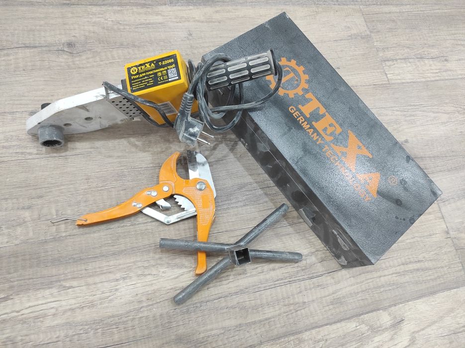 Апарат для сварки пластиковых труб