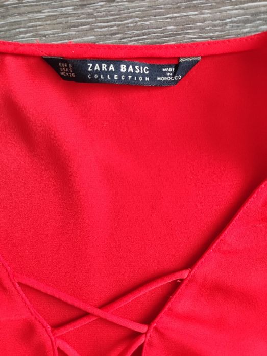 Bluza rosie Zara basic, marimea S.