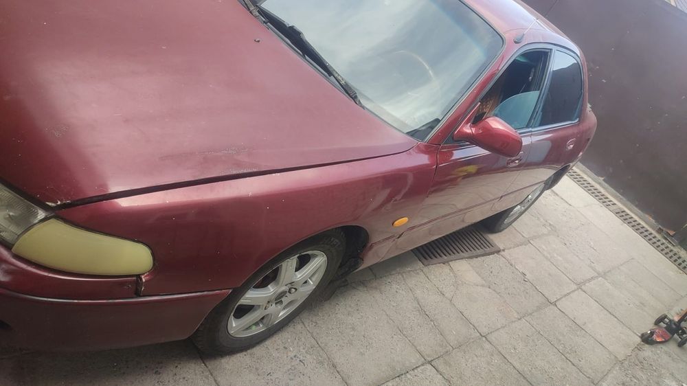Продам машину мазда кронус