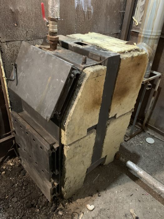 Котел 15 квт с дымоходом.