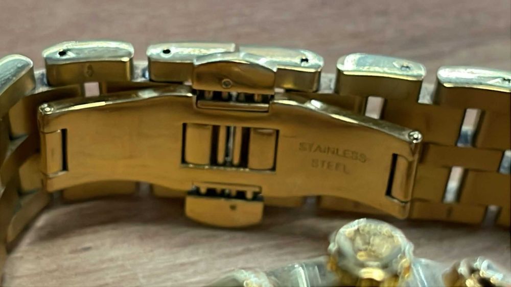 Ceas versace  Ｖ-RACE SPORT VAH030016