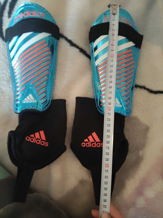 Футболни кори Адидас