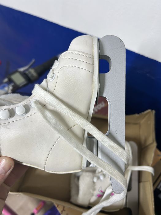 Продам детские коньки!
