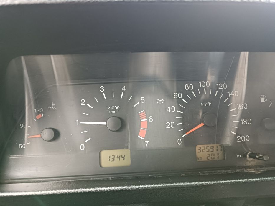 Нива пикап сотилади 2015