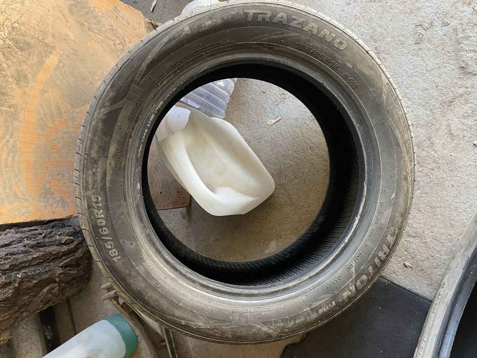 Летние шины 2 шт