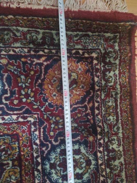 Ковры : шерстяной и эковолокно