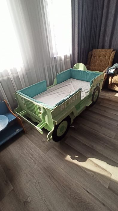 Продам детскую кровать