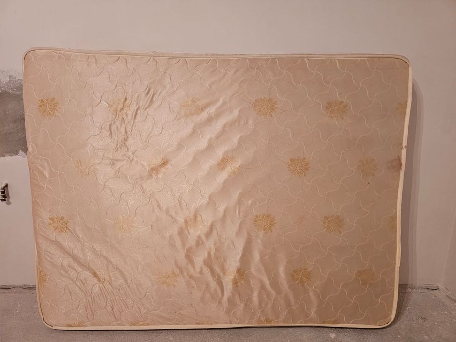 Матрац двухспальный