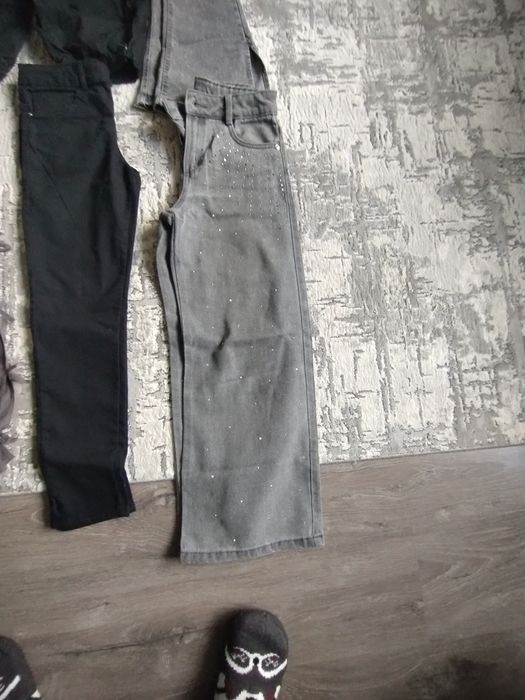 Lot fetiță blugi și pantaloni 134/140