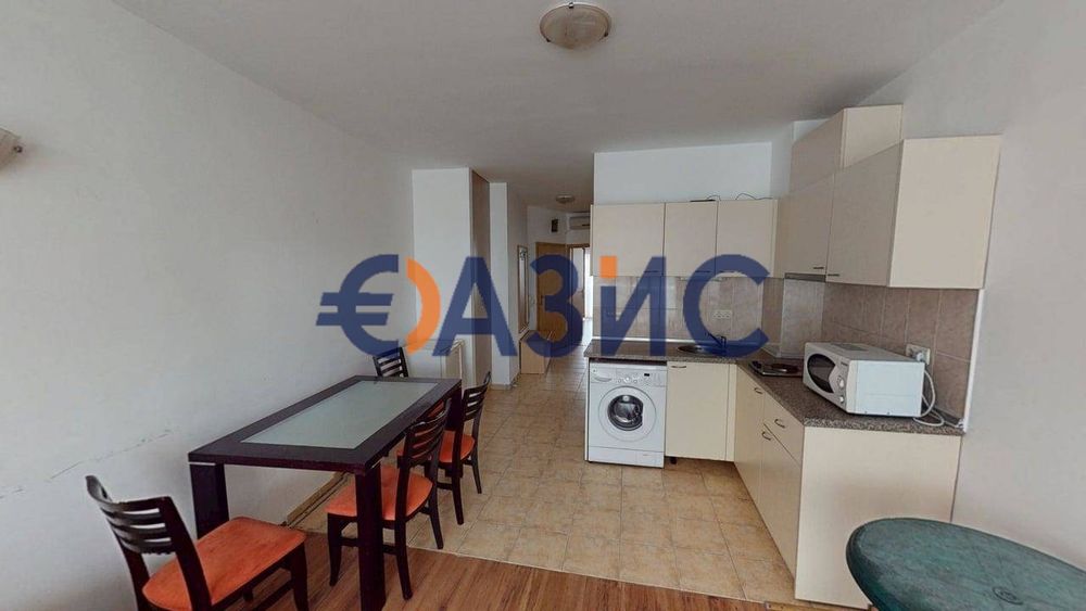 Продава се Двустаен апартамент в к.к. Слънчев бряг - 74 кв.м за 933 €/кв.м - Снимка #2