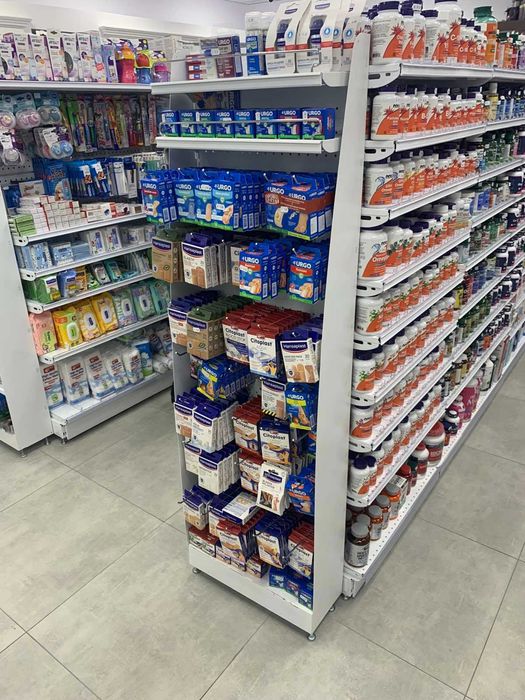 Метален стелаж, регал, промо за зоомагазин, аптека, дрогерия,козметика