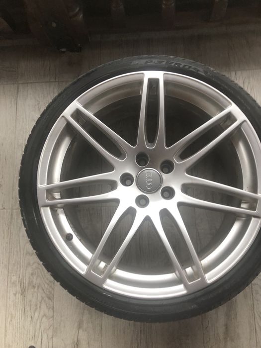 Комплект 4 бр. автомобилни гуми 20 цола + джанти на Ауди