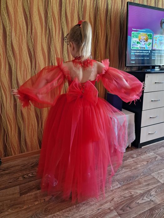 Невероятно красивый наряд.