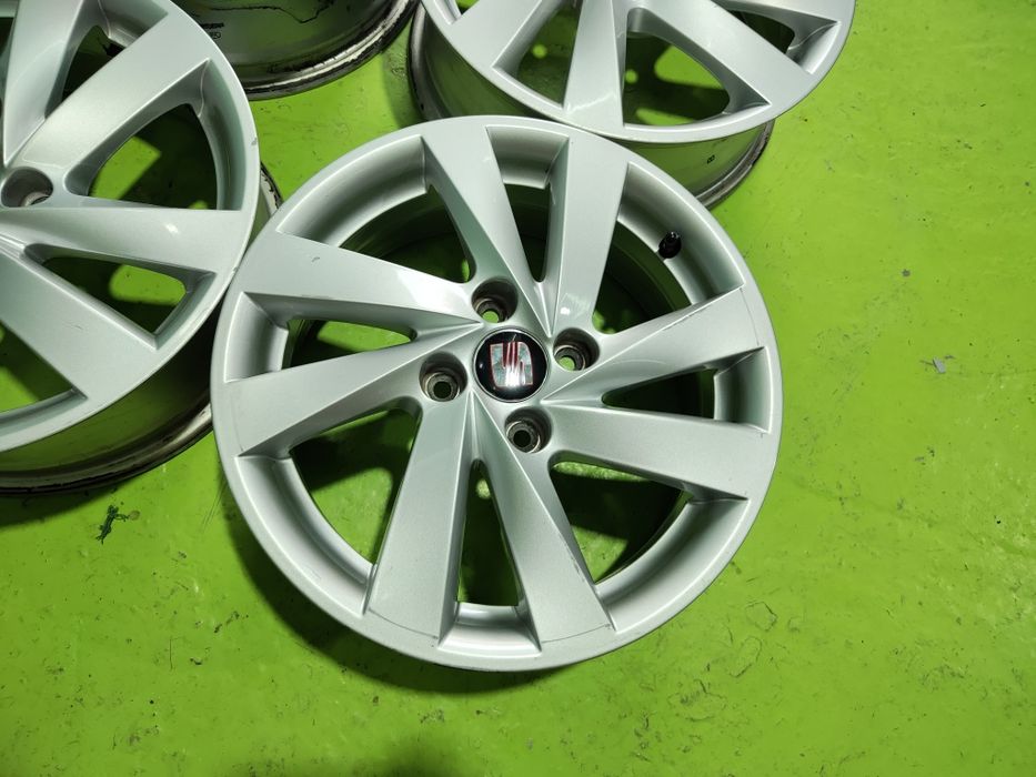 15 4x100 seat vw up лети джанти 4х100