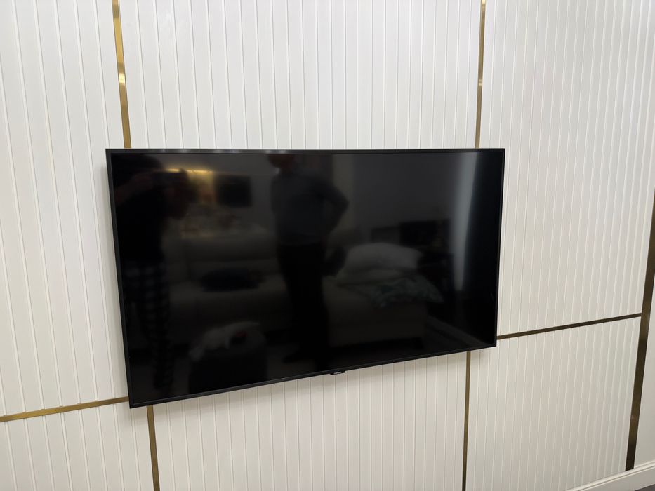 Телевизор Samsung QLED QE49Q60RA 4K SmarTV