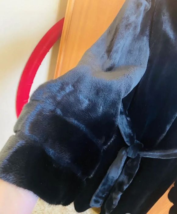 Продам норковую шубу