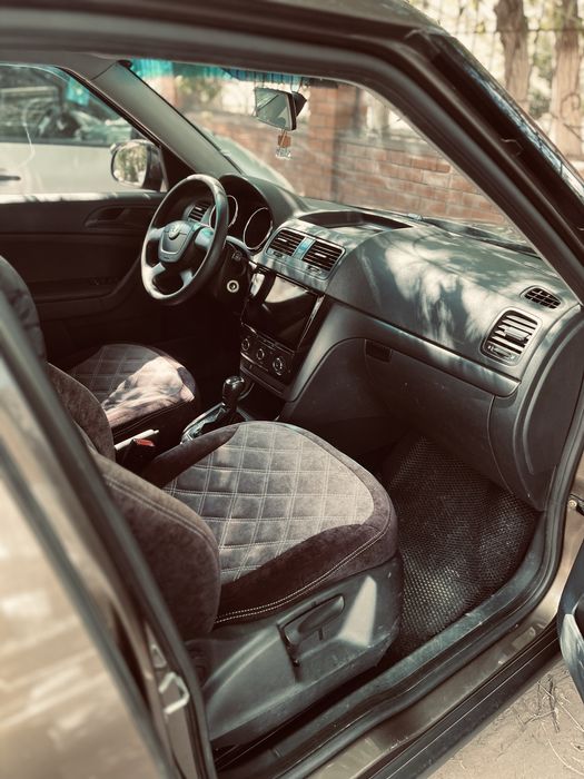 Продам автомобиль Skoda Yeti 2013!