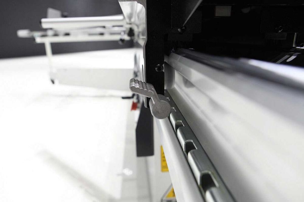 Форматно-раскроечный станок Nanxing MJ1132F