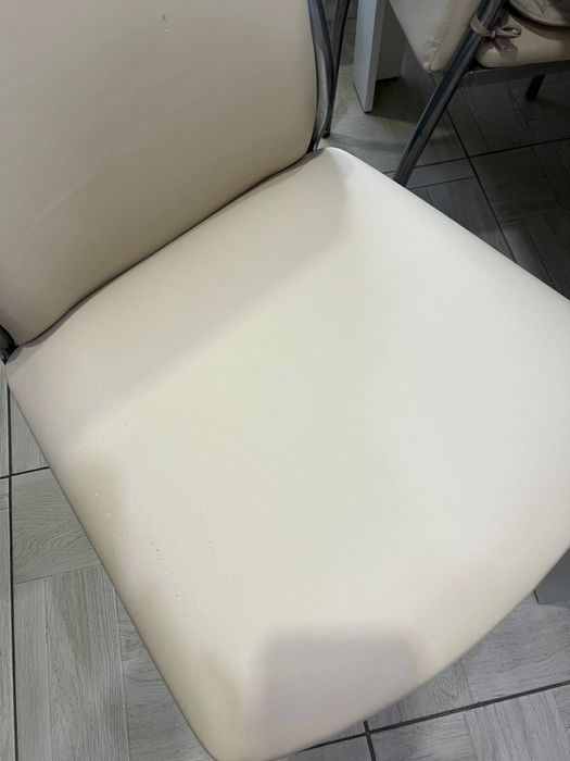 Продам кухонные стулья