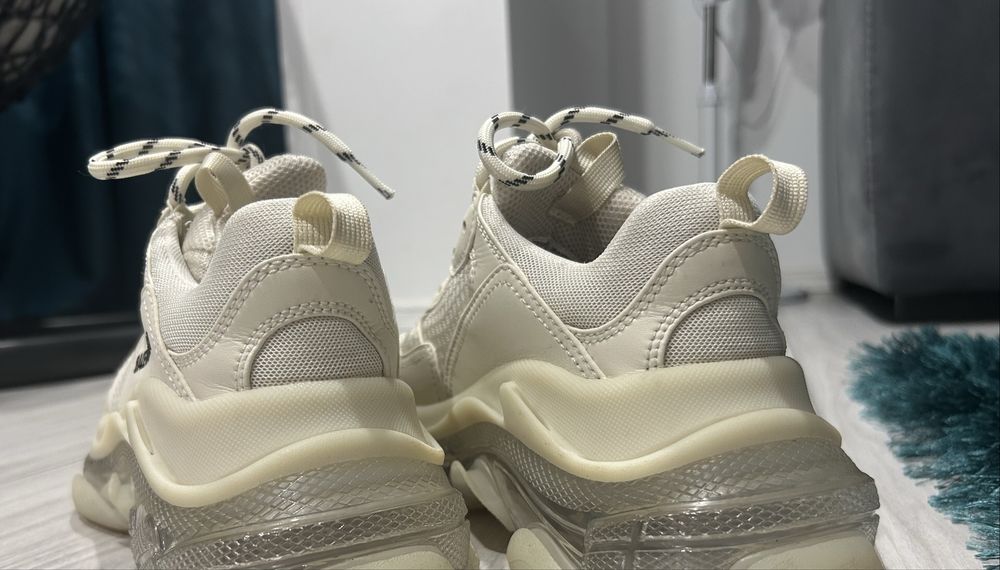 Balenciaga Triple S
